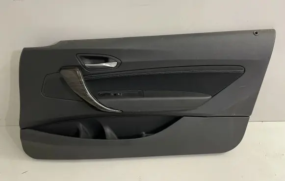 BMW 2 F22 F23 Front door card panel trim 6082098