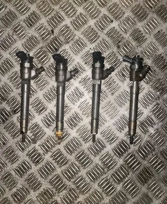 Renault Trafic III (X82) Fuel injector HMLGT2183R