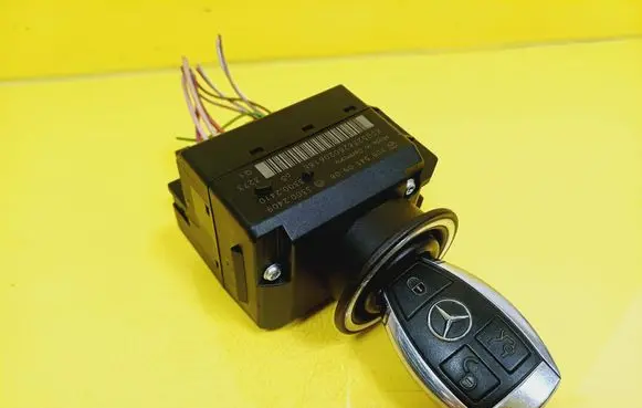 Mercedes-Benz CLK A209 C209 Ignition lock 2095450908