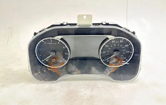 Nissan Qashqai J12 Speedometer (instrument cluster) 
