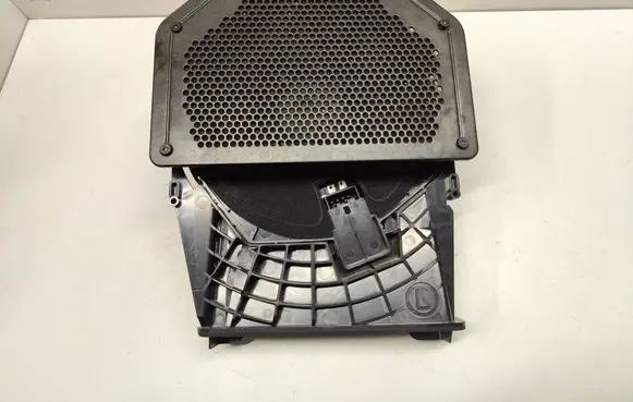 BMW X1 E84 Subwoofer speaker 9204785 65139204795