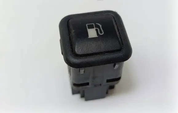 Volkswagen Golf IV Fuel tank opening switch 3B0959833A