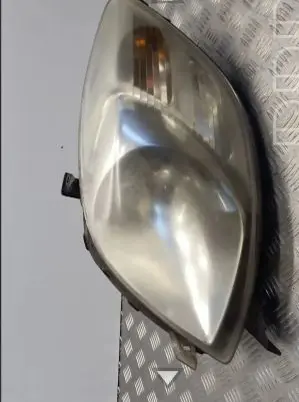 Toyota Yaris Headlight/headlamp 811100D120 89900736 17502A011