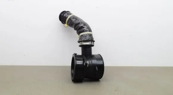 Ford Kuga II Air intake hose/pipe AV616C784AF