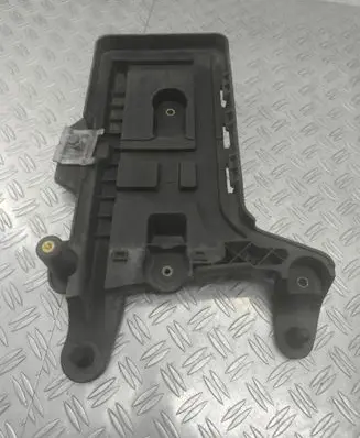Seat Alhambra (Mk2) Battery tray 7N0915333