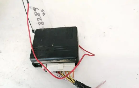 Nissan Almera Tino Alarm control unit/module 