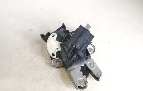 Audi A6 S6 C6 4F Tailgate/trunk/boot lock/catch/latch 4F5827505D
