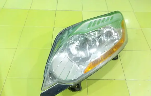 Ford Kuga I Headlight/headlamp 8V4113W030BG