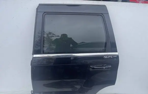Jeep Grand Cherokee (WK) Rear door