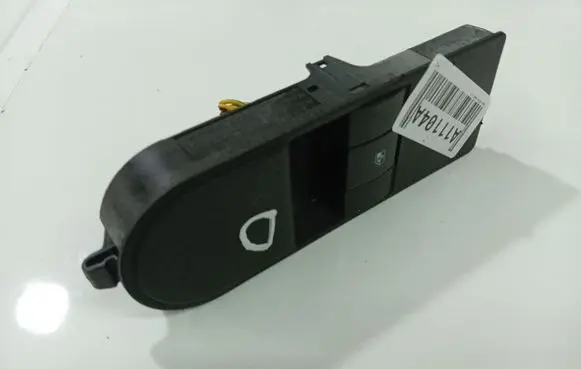 Opel Astra H Electric window control switch 13197132