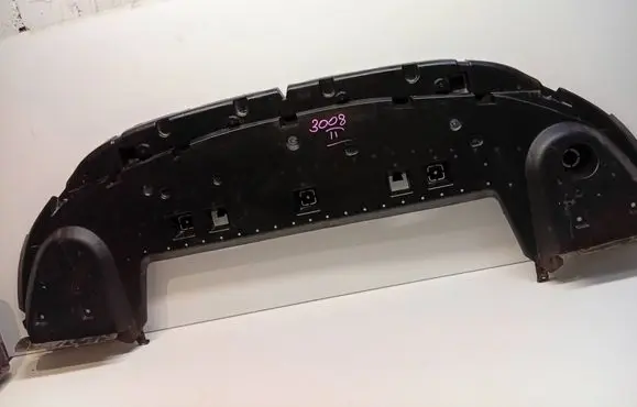 Peugeot 3008 II Front bumper skid plate/under tray 9811450077