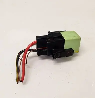 Volkswagen Up Other relay 4H0951253