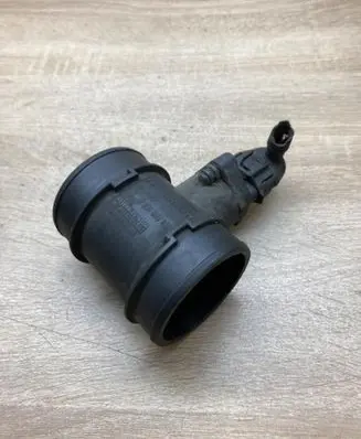 Opel Vectra B Mass air flow meter 0281002180