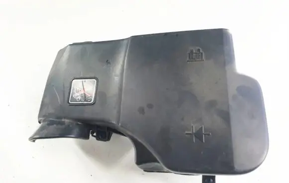 Citroen C5 Fuse box cover