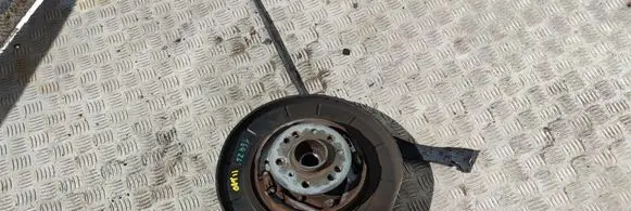 Mercedes-Benz ML W164 Rear wheel hub spindle/knuckle A1643500708 A1643501308 A1643560101
