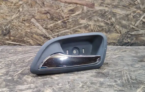 Chevrolet Cruze Rear door interior handle 96845901