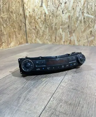 Mercedes-Benz E W211 Climate control unit 2118300685 00120904