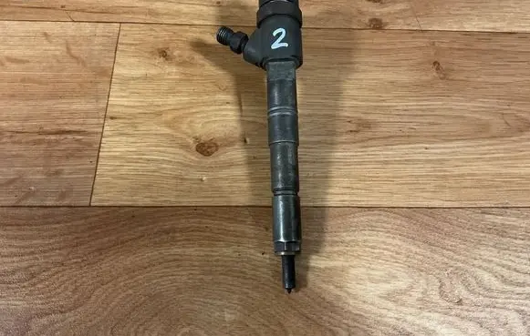 Fuel injector