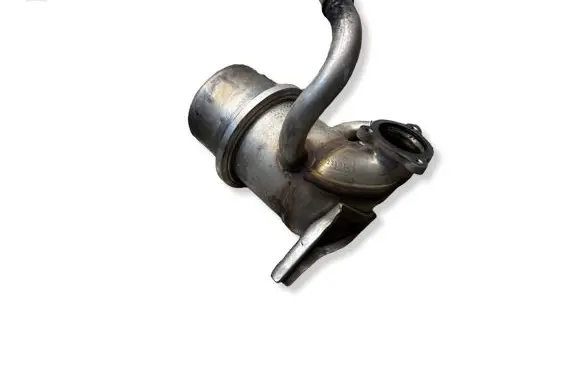 Skoda Octavia Mk3 (5E) EGR valve cooler 04L131512BR