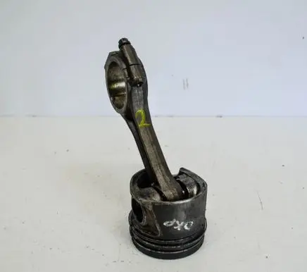 Volkswagen PASSAT B7 Piston 038JV400BHS