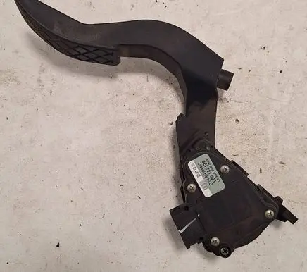 Audi A4 S4 B6 8E 8H Accelerator throttle pedal 8E1721523 6PV00837601