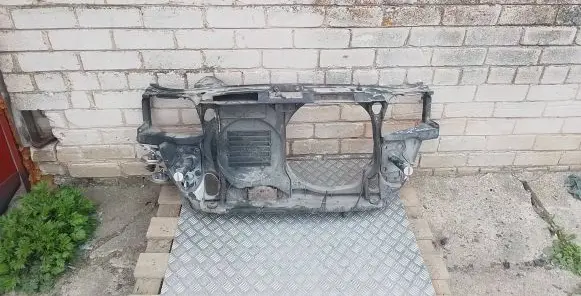 Audi A4 S4 B5 8D Radiator support slam panel