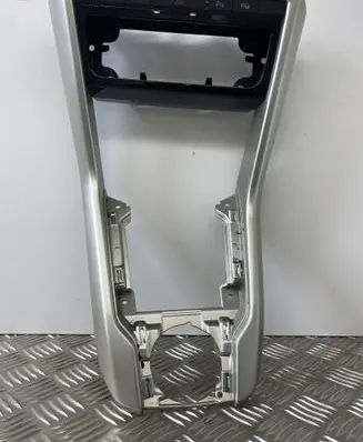 Volkswagen T-Roc Center console 2GA863097 2GA864224