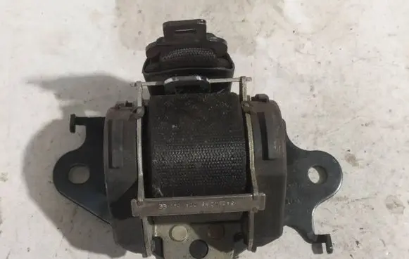 Opel Meriva A Middle seatbelt (rear) 93335123 93390052