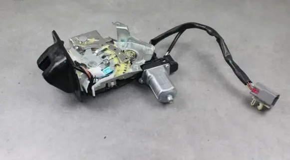 Ford Kuga II Tailgate/trunk/boot lock/catch/latch