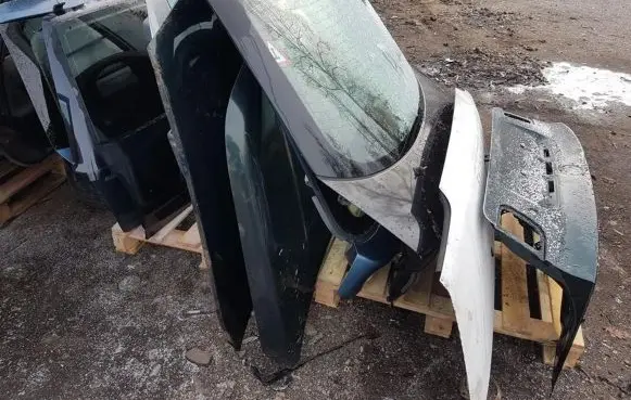 Mazda 6 Tailgate/trunk/boot lid JUODAS