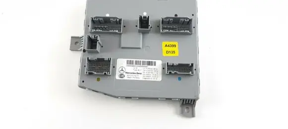 Mercedes-Benz C W205 Comfort/convenience module A2059006822 A2059013904 A2229021112