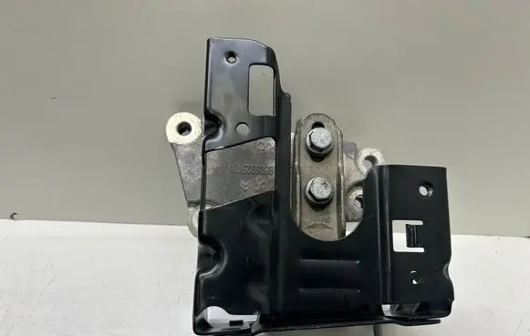Citroen C3 Gearbox mount 9801521580