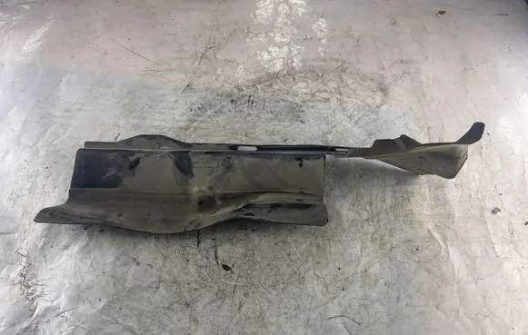 Opel Vectra C Intercooler air guide/duct channel 13103914