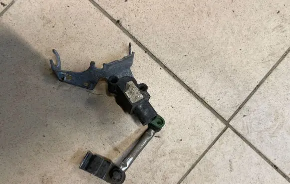 Porsche 911 991 Rear height level sensor lever 99160940802 99163138100