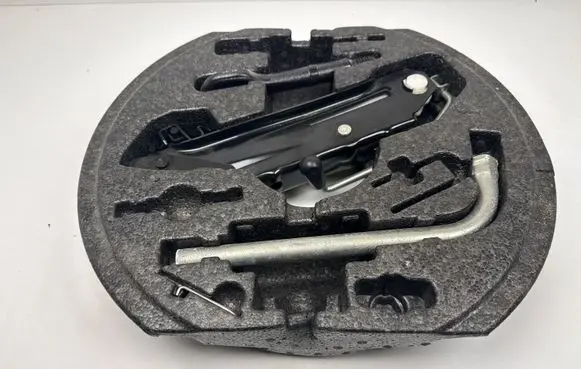 Seat Altea XL Tool set 1K0601027S