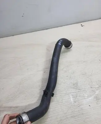 Mercedes-Benz E W211 Engine coolant pipe/hose A2115015382