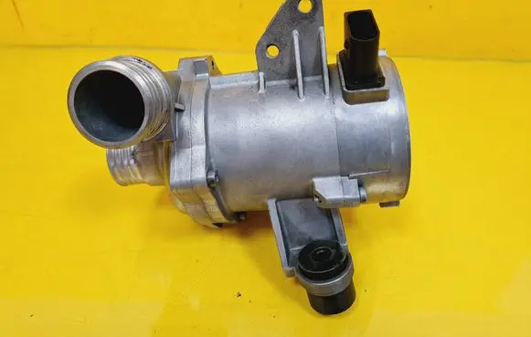 BMW 1 E81 E87 Electric auxiliary coolant/water pump 758692806