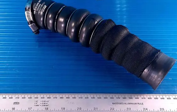 Mazda 3 II Intercooler hose/pipe 6M516C646