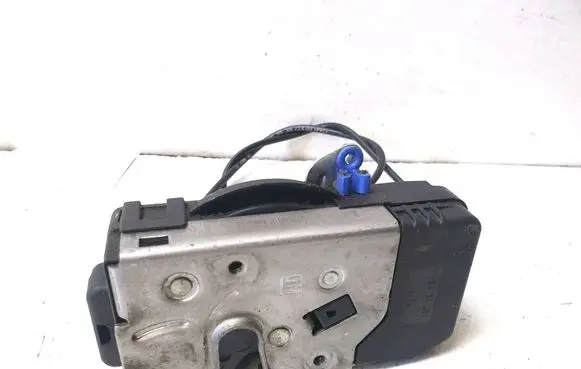Renault Trafic II (X83) Front door lock 91166228
