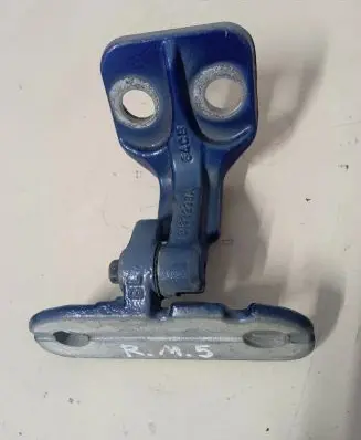 Rear door upper hinge