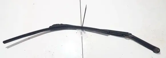 Alfa Romeo 156 Front wiper blade arm