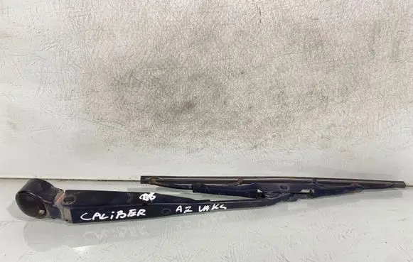 Dodge Caliber Rear wiper blade arm 05303787ad
