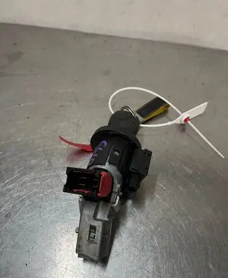 Renault Clio III Ignition lock