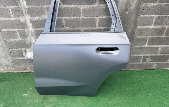 BMW X1 U11 Rear door 2200708