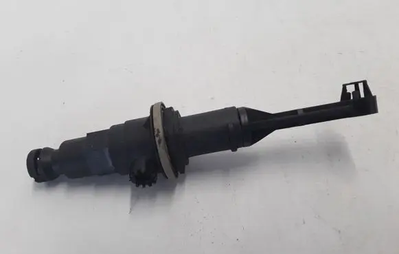 Renault Trafic II (X83) Clutch master cylinder 8200459155
