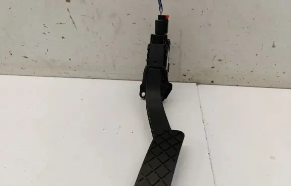 Volkswagen Golf VIII Accelerator throttle pedal 5Q2723503F