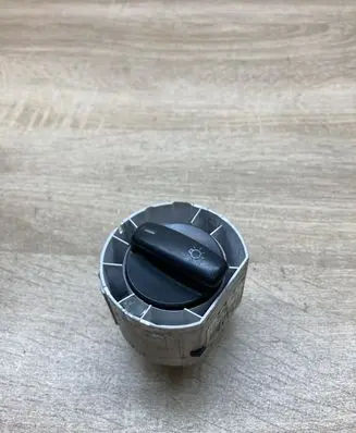 Skoda Octavia Mk2 (1Z) Light switch 1Z0941431C