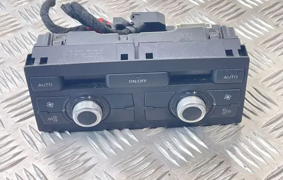 Audi Q7 4L Climate control unit