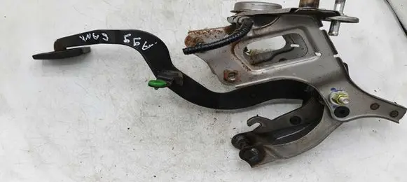 Clutch pedal