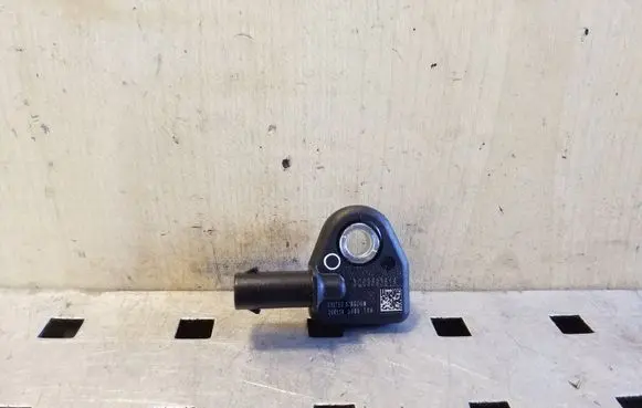 Volkswagen PASSAT B8 Airbag deployment crash/impact sensor 3Q0959351A